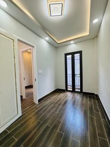Bán nhà hẻm Lê Thị Bạch Cát, Phường 11 Quận 11 - 4m x 7m  Chỉ nhỉnh 3 Tỷ